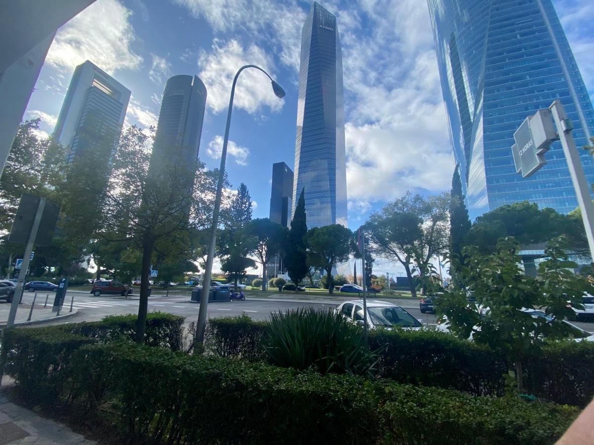 Chamartin De Frente A 4 Torres Apartment Madrid Exterior photo